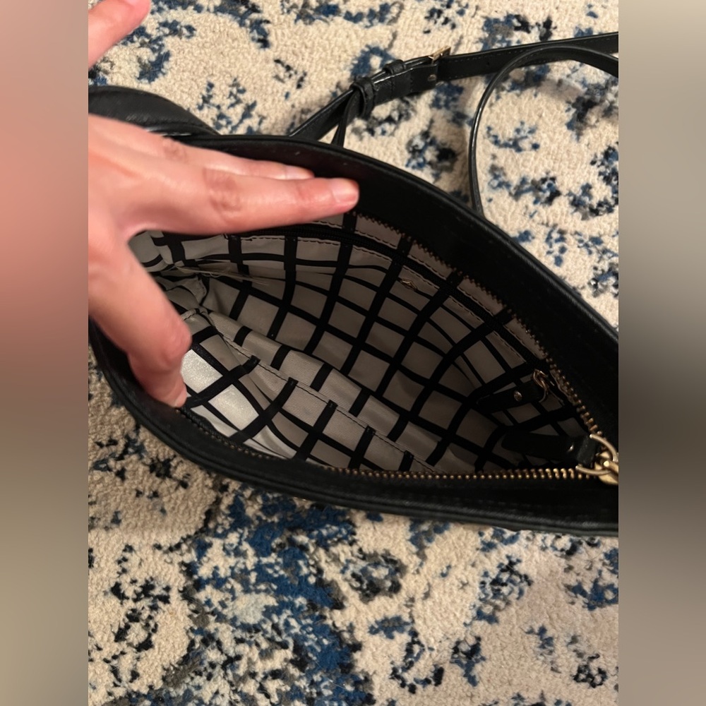 Black Leather Kate Spade Cross Body Purse - Picture 3 of 9